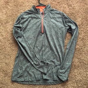 Gray Nike DriFit 1/4 zip jacket size L